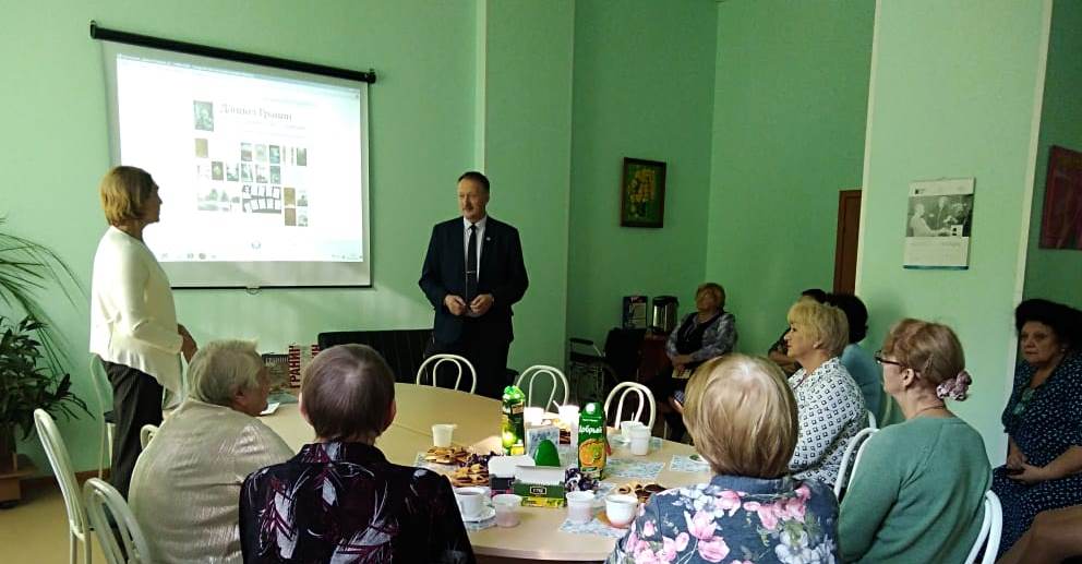 Декада. Высоцкий.jpg