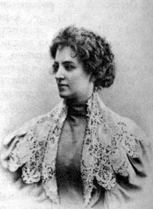 Gippius_1910s.jpg