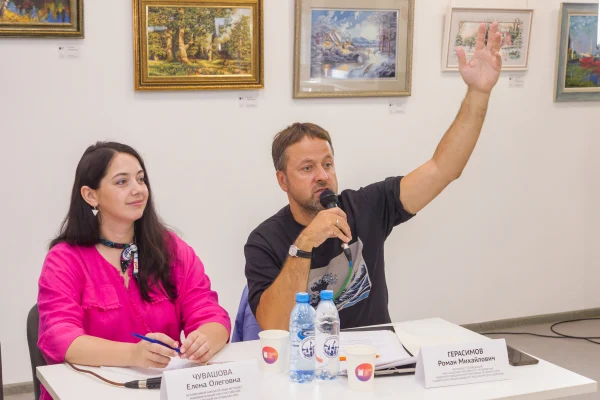 «Книжные маяки России» зажглись в Новосибирской области