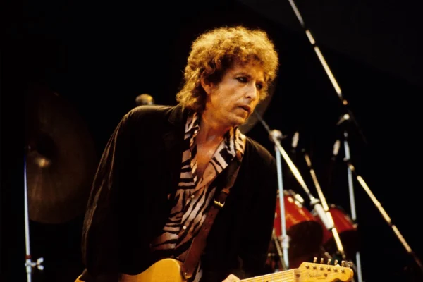 Выставка, посвященная Б. Дилану