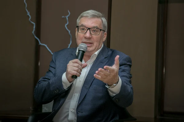 "Люди как книги" с Виктором Толоконским