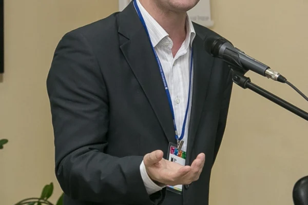 «Поэту по портрету» 