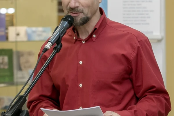 «Поэту по портрету» 