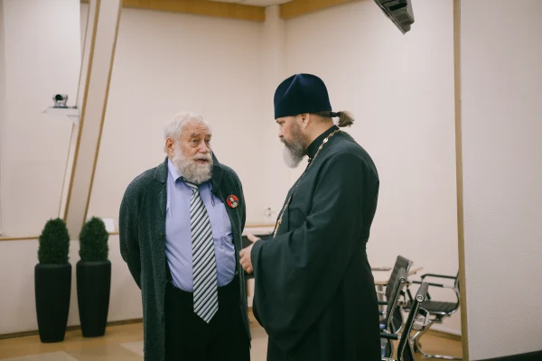 Общехристианское наследие и перспективные роли культурных институций в его сохранении обсудили на круглом столе в НГОНБ