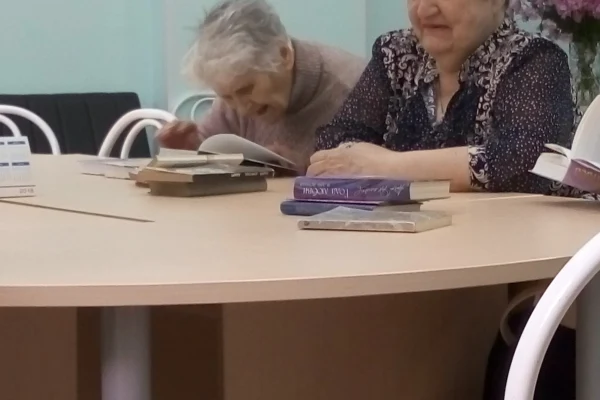 К декаде пожилого человека