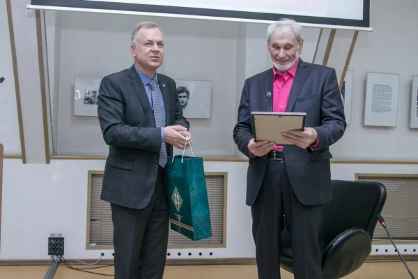 К юбилею писателя