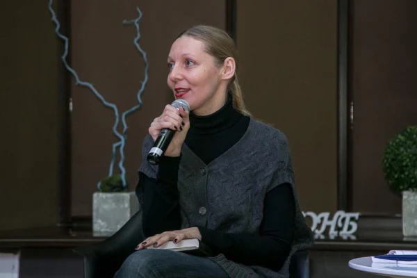 Подари книгу