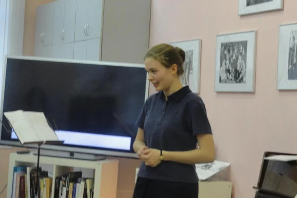 Музыкальные посиделки в Анти-кафе отдела искусств библиотеки