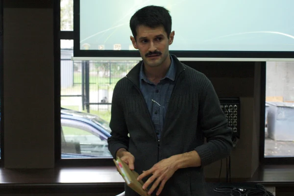 Подари книгу