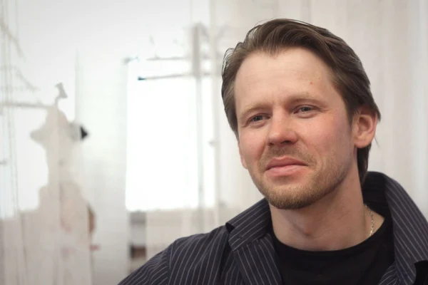 Проект «Люди как книги» продолжает открывать известных новосибирцев