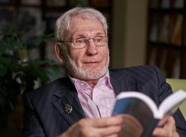 Путь к юбилею. К 80-летию Г.М. Прашкевича...