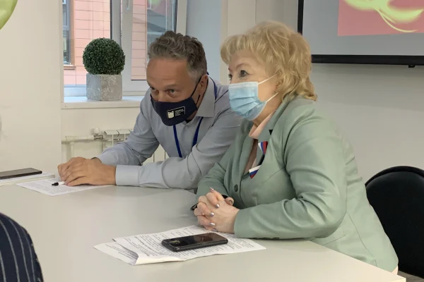 Награждение победителей конкурса эссе и рисунков «Свобода vs зависимость: не делай шаг в пропасть»