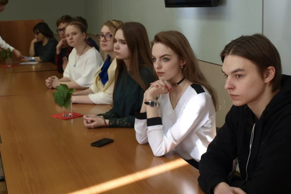 К Международному Дню книгодарения