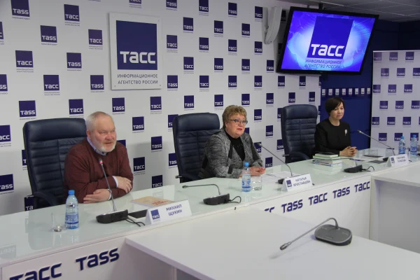 «Библиотека сибирской литературы»: 4 издания вышли к юбилею региона