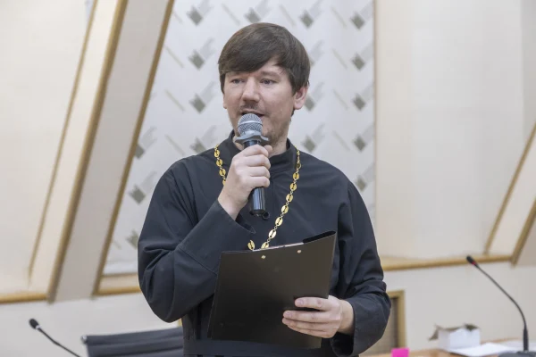 «Любовь и война. Совместимы ли эти два мира?»