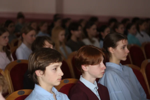 Открытие выставочного проекта  «Две богини. Галина Уланова и Майя Плисецкая» прошло в Новосибирском государственном хореографическом училище  