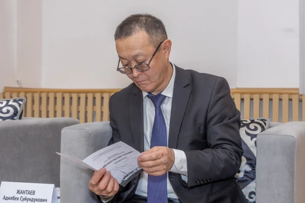 В Новосибирской областной научной библиотеке прошли Вторые Айтматовские чтения