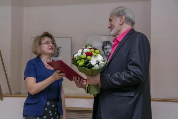 К юбилею писателя