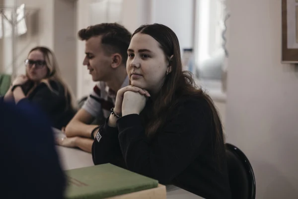 Студенты Новоколледжа учатся на базе областной научной библиотеки