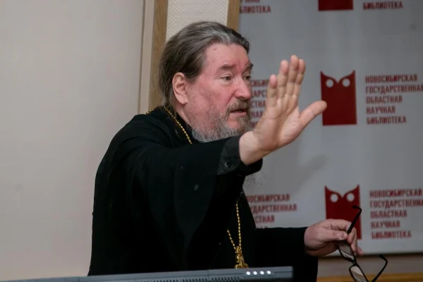 Круглый стол «Теология: перспективы развития науки» состоялся 14 мая