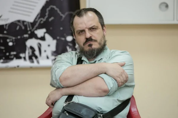 «Поэту по портрету» 