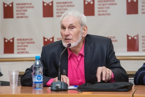 Белое пятно: литературные будни