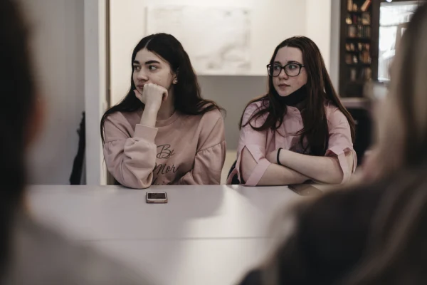 Студенты Новоколледжа учатся на базе областной научной библиотеки