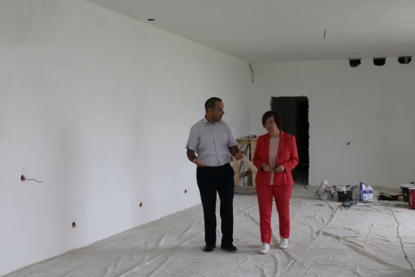 Подготовка Новотырышкинской сельской библиотеки к открытию в статусе модельной входит в активную стадию