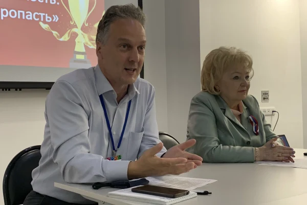 Награждение победителей конкурса эссе и рисунков «Свобода vs зависимость: не делай шаг в пропасть»