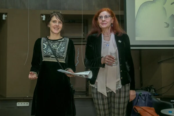 Белое пятно: литературные будни