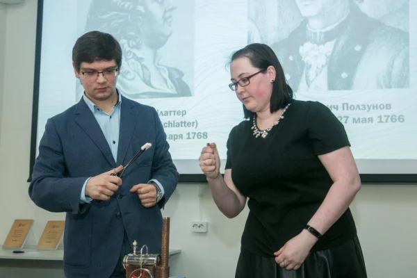 Научный stand-up – презентация каталога «Немецкое культурное наследие в Сибири»