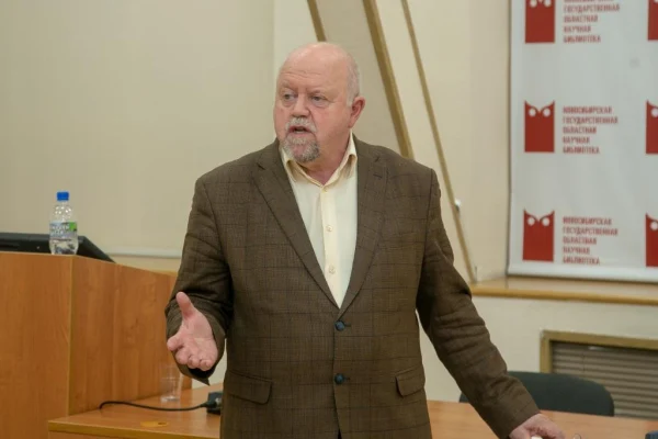 Олег Донских совершил экскурсию на погост наук